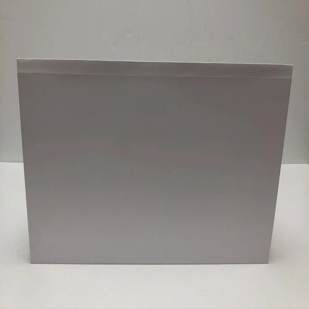Chanel Authentic White Paper Bow Box Gift Shopping 15.75x12.75x3